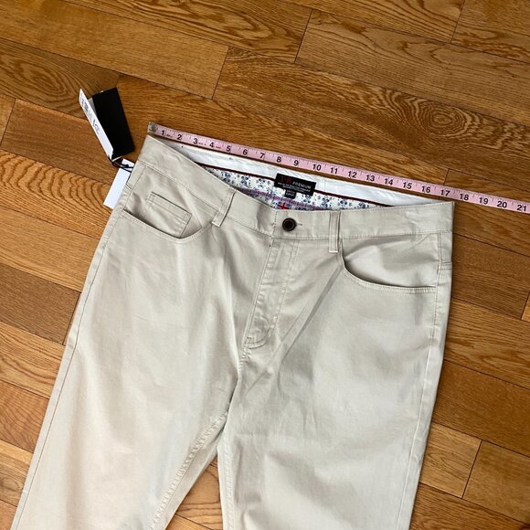 TR Premium Tailored Recreation Golf Pants Tan Chino 34 x 32 Stretch NWT - Picture 3 of 11